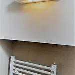 White Flat Puglie شقة ميلان