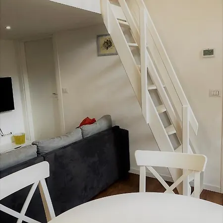 White Flat Puglie 아파트 밀라노