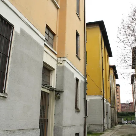 White Flat Puglie 아파트