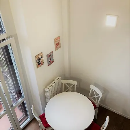 White Flat Puglie Милан
